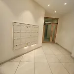 Апартаменты Lumineux Avec Grande Terrasse Et Parking Au Coeur De La *