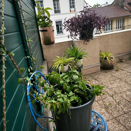 Апартаменты Lumineux Avec Grande Terrasse Et Parking Au Coeur De La *