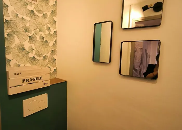 Lumineux Avec Grande Terrasse Et Parking Au Coeur De La *