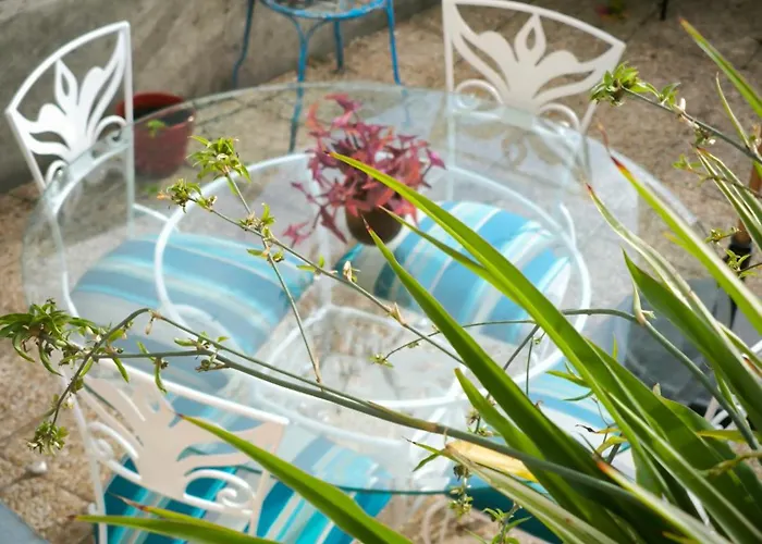 Lumineux Avec Grande Terrasse Et Parking Au Coeur De La Апартаменты