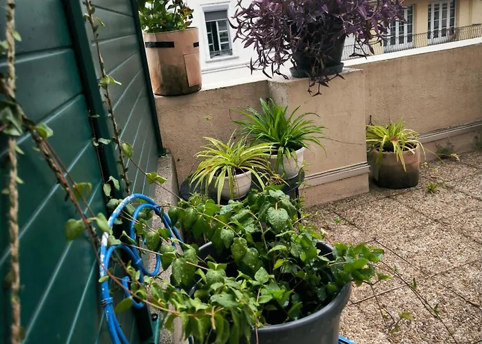 Апартаменты Lumineux Avec Grande Terrasse Et Parking Au Coeur De La *